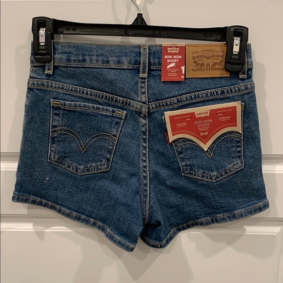 Levi's Mini Mom Shorts Girls - Picture 8 of 10